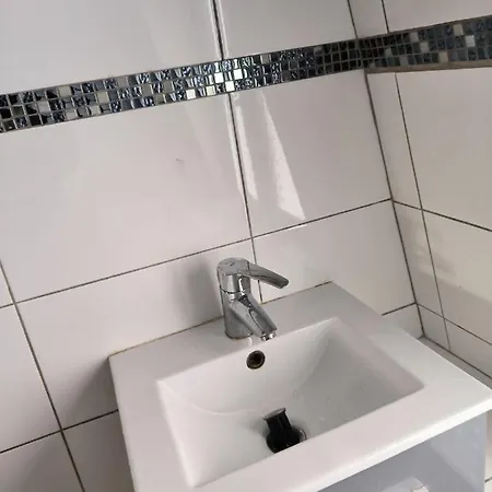 Appartement au 1 etage Pavillon à 5 minutes de Paris Cachan Extérieur photo